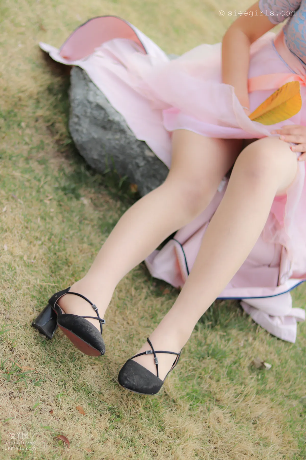 Xi Xi: SIEE No. 065 photo 6