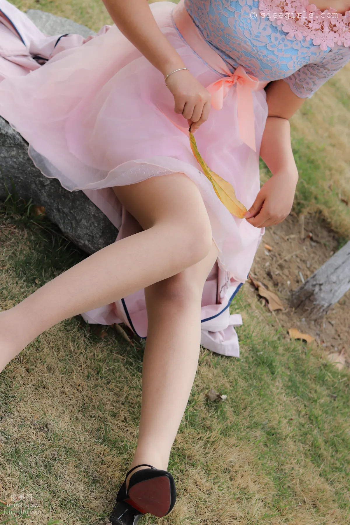 Xi Xi: SIEE No. 065 photo 16