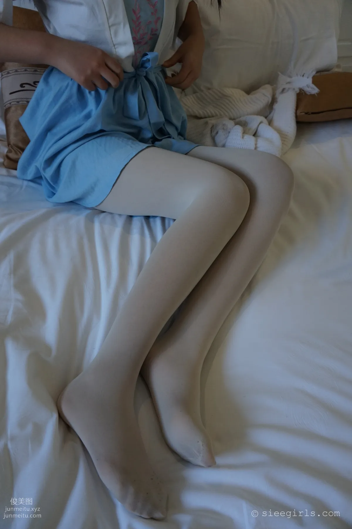 Xi Xi: SIEE No. 036 photo 70
