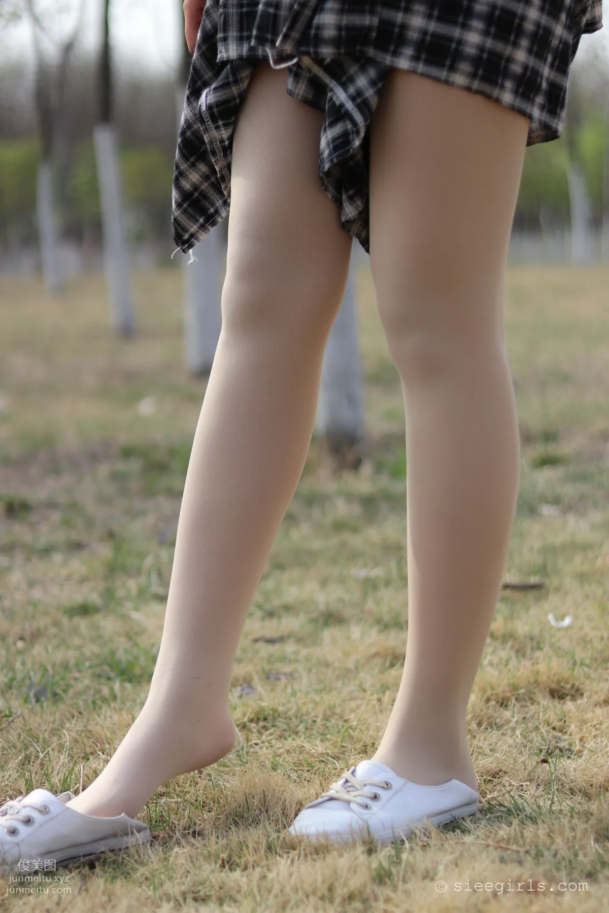 Xi Xi: SIEE No. 062 photo 36