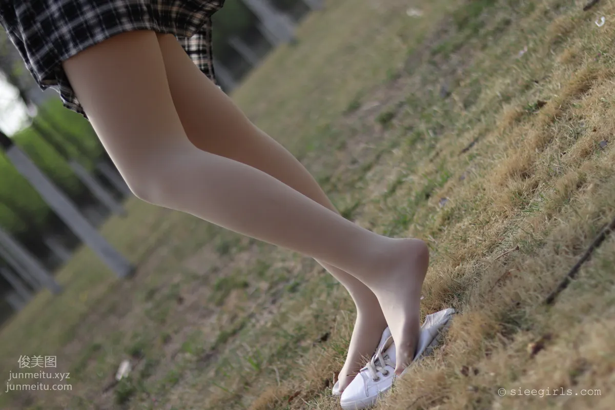 Xi Xi: SIEE No. 062 photo 39