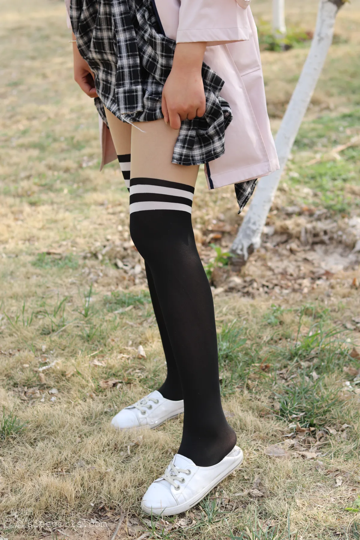 Xi Xi: SIEE No. 063 photo 2