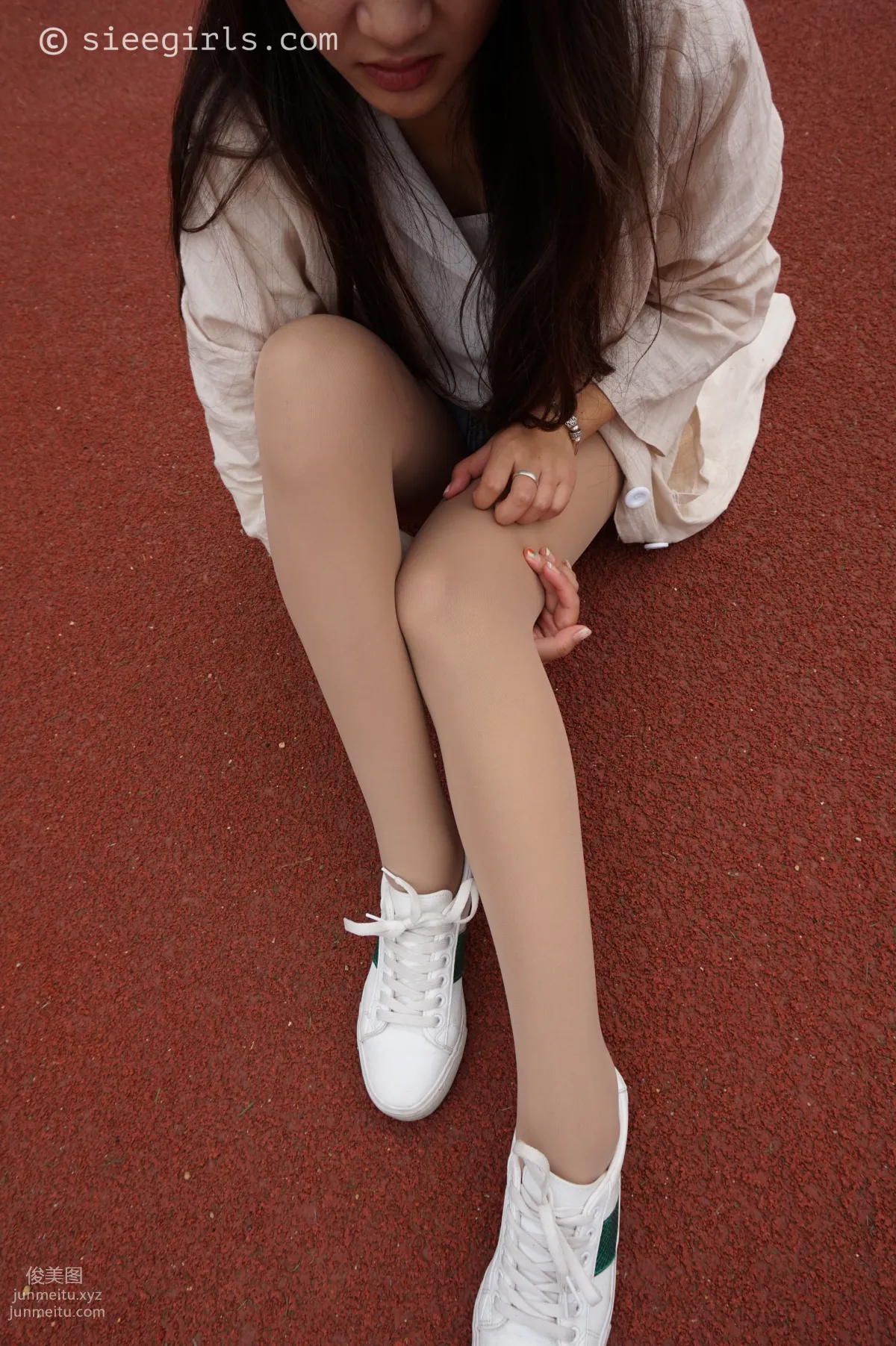 Yu Yu: SIEE No. 010 photo 26