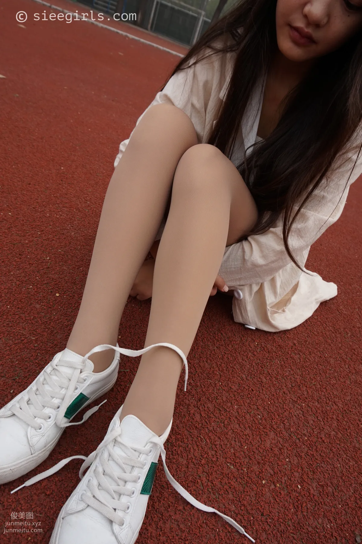 Yu Yu: SIEE No. 010 photo 28