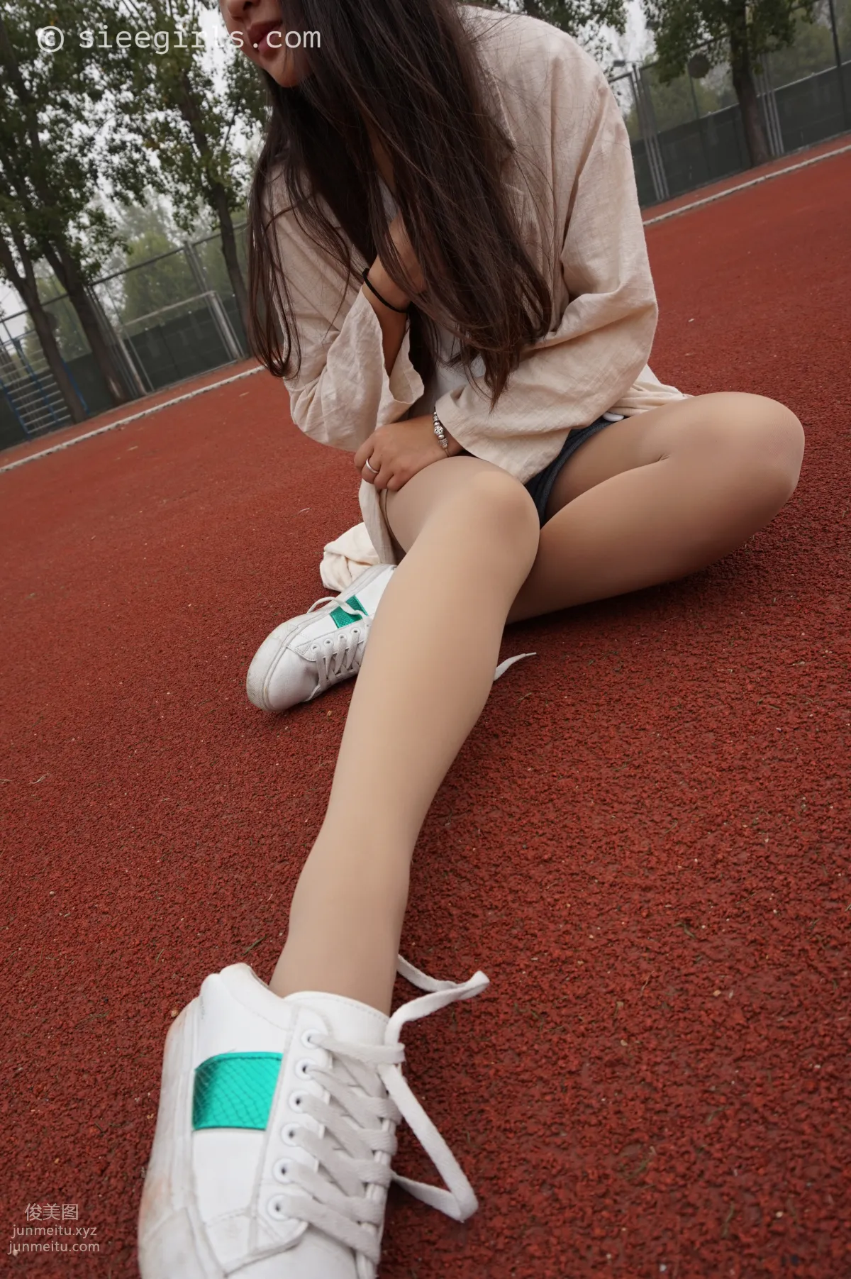 Yu Yu: SIEE No. 010 photo 49