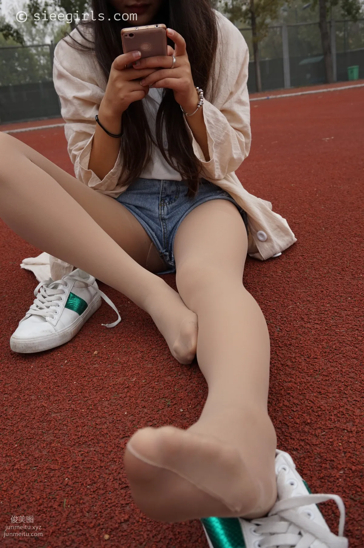 Yu Yu: SIEE No. 010 photo 73