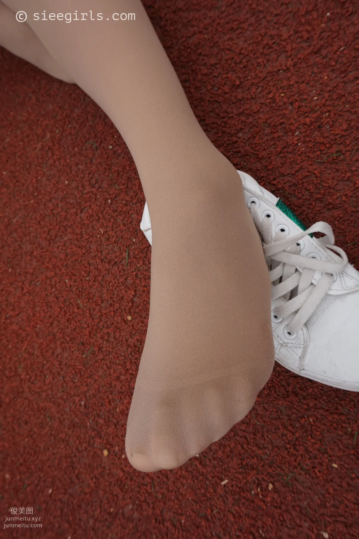 Yu Yu: SIEE No. 010 photo 79