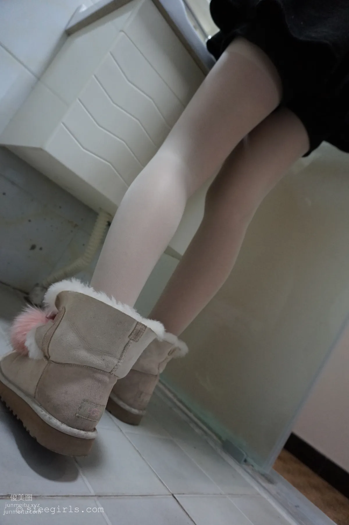Xi Xi: SIEE No. 040 photo 8