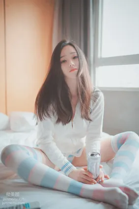 212.[DJAWA] Bambi - Homebody Girl[50P]