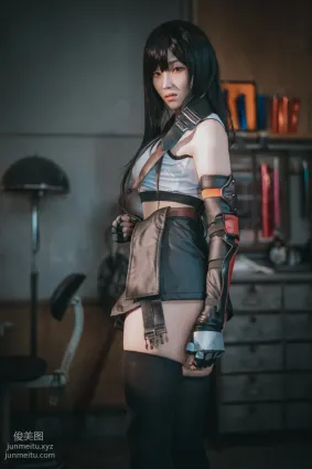 229.[DJAWA] Bambi - Tifa Lockhart[234P]