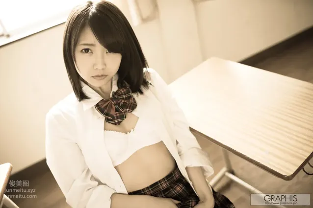 [Graphis] 每日一枚 2017.11 户田真琴 Makoto Toda