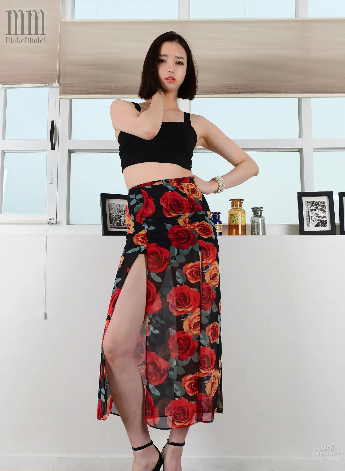 Gyuri: Makemodel No. 279 photo 6