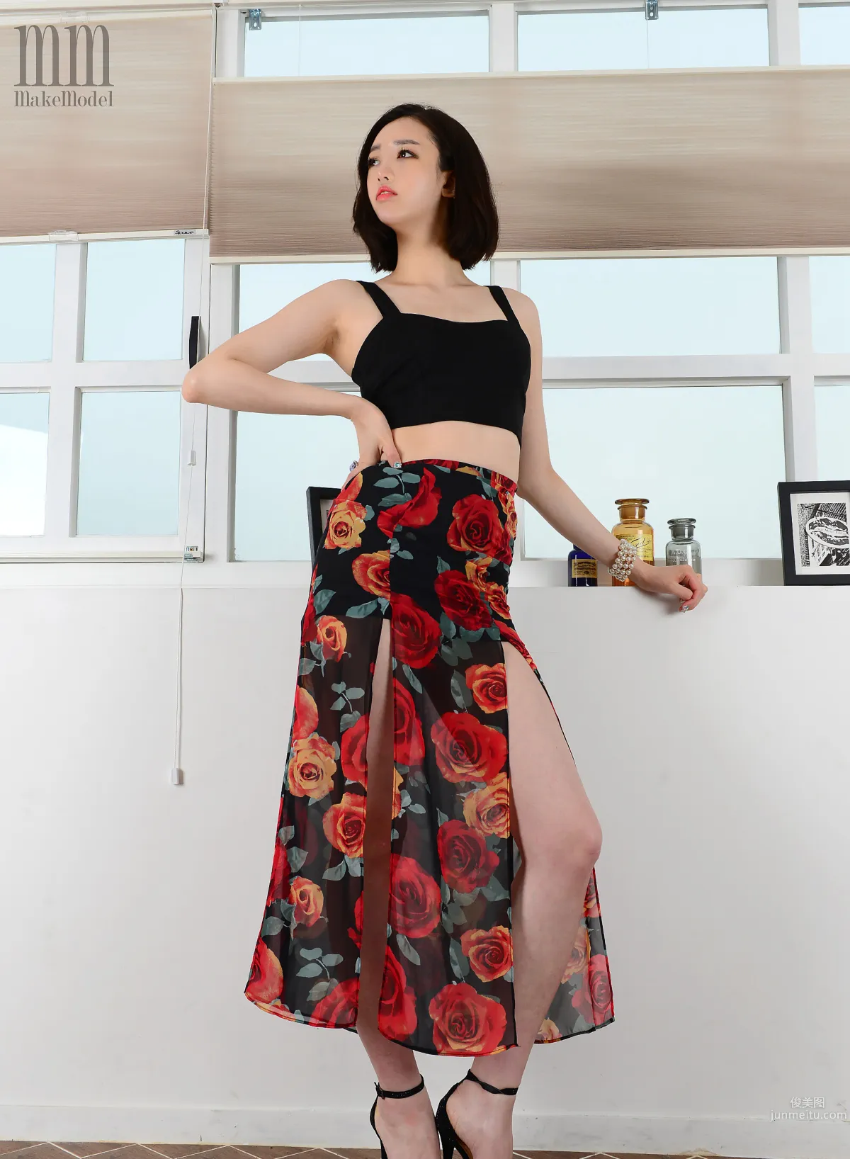 Gyuri: Makemodel No. 279 photo 8
