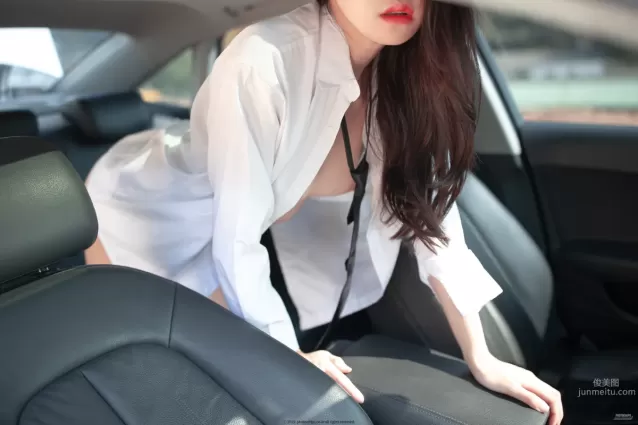 011.PhotoChips Vol.57- Inah (이나) [109P]