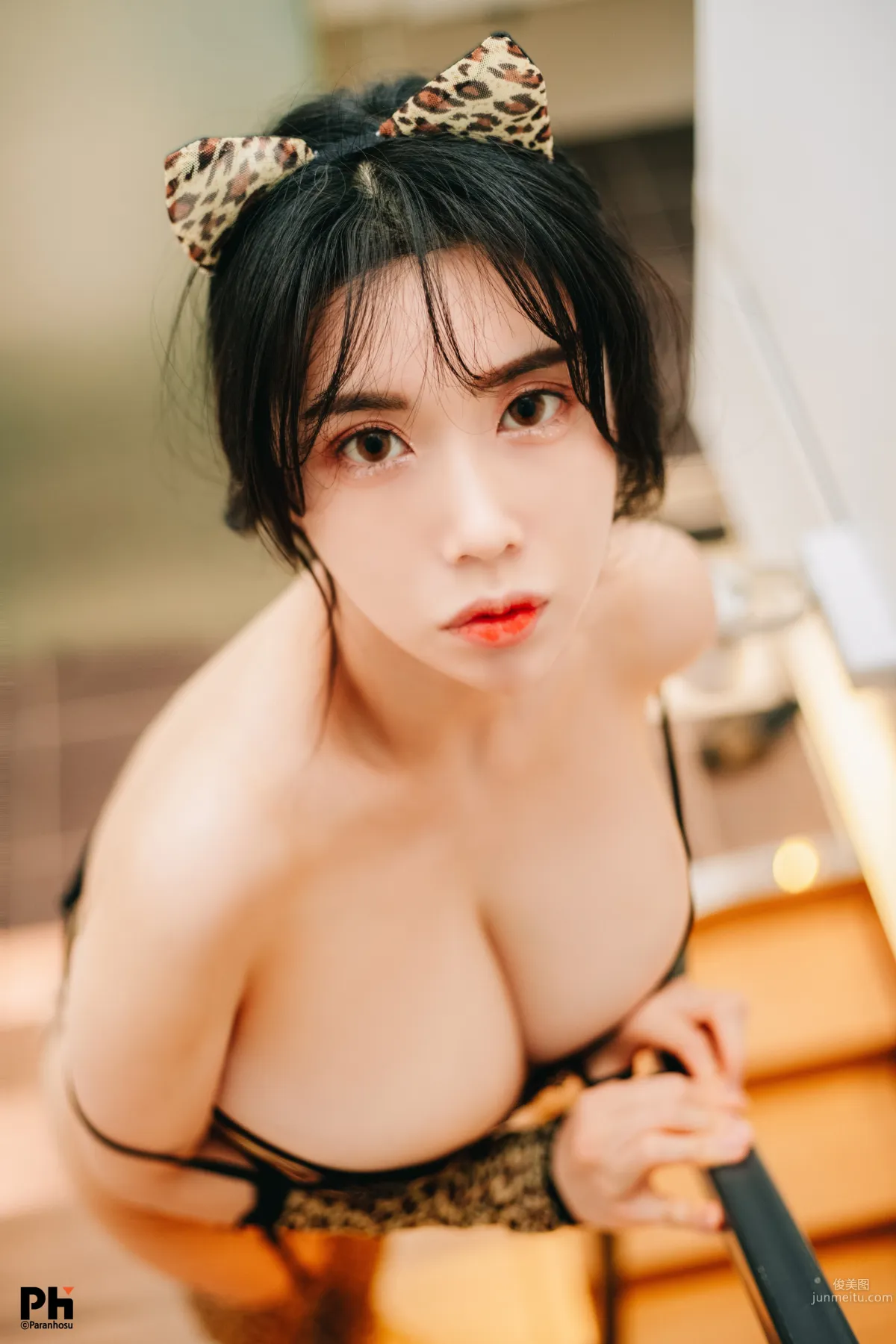 012.Paranhosu - Sia -Leopard [54P] 32