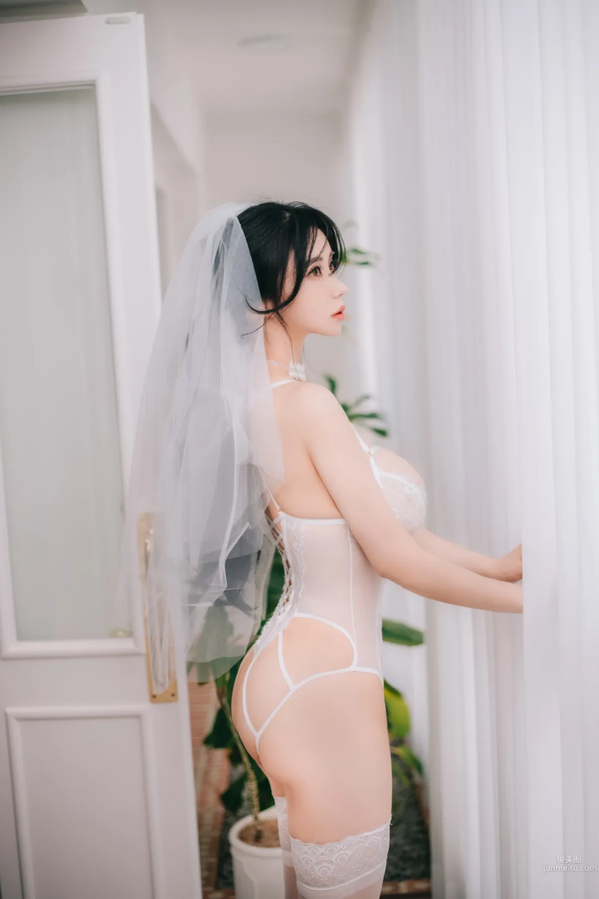 020.Paranhosu - Sia – Special Photobook Vol.2 [77P] 17