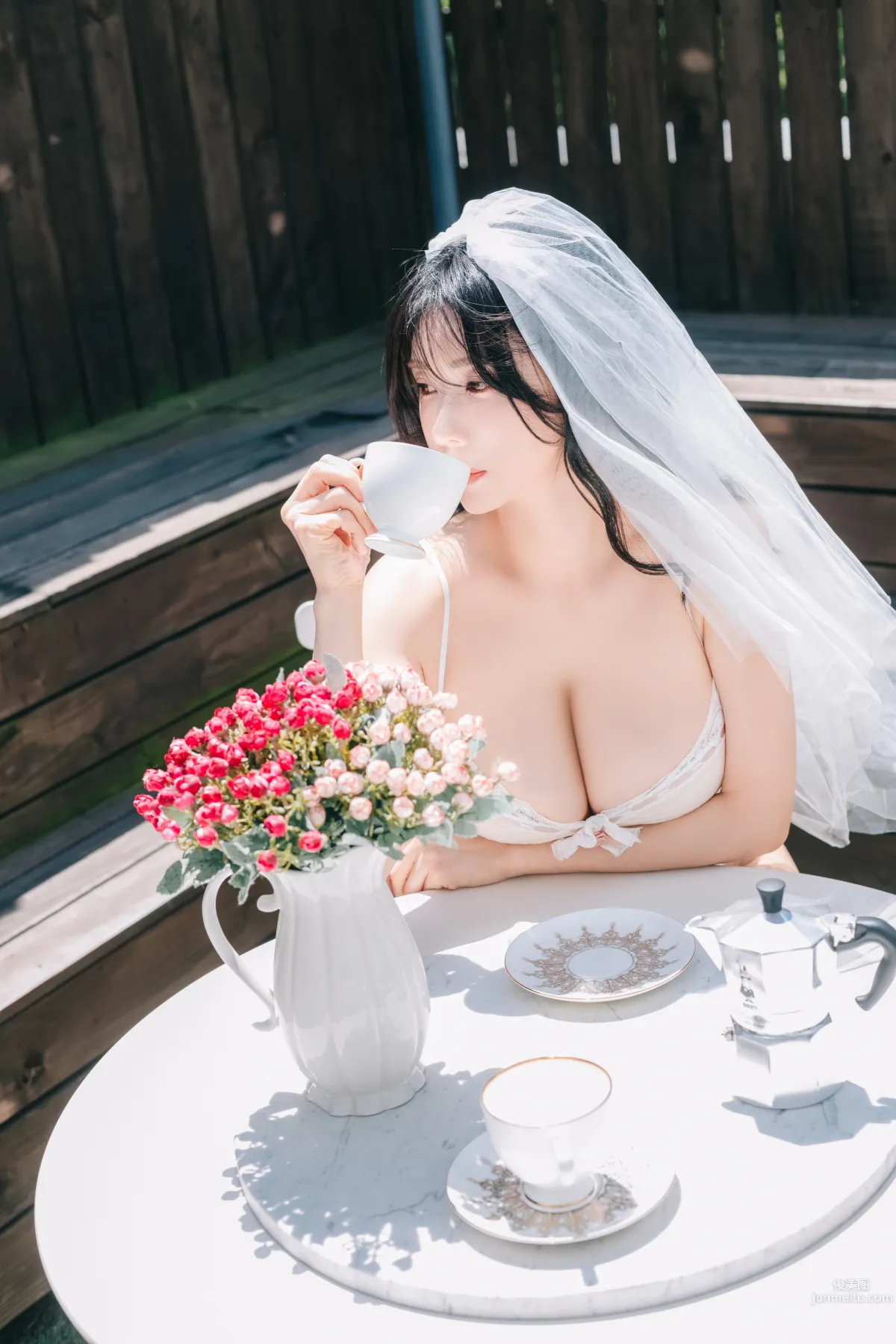 020.Paranhosu - Sia – Special Photobook Vol.2 [77P] 24