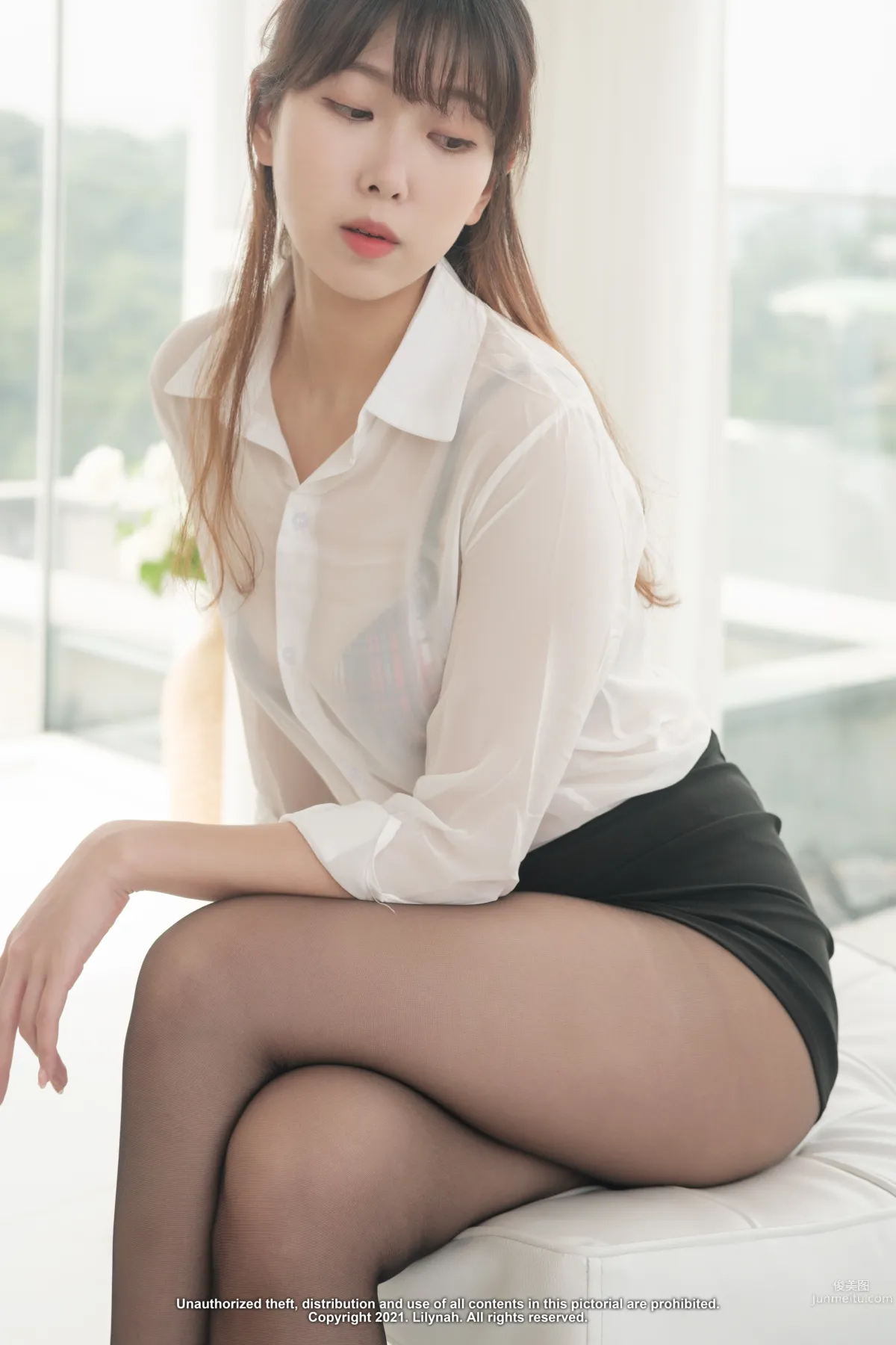 031.Lilynah – Shaany Vol.03 - Looked In Office [54P] 48
