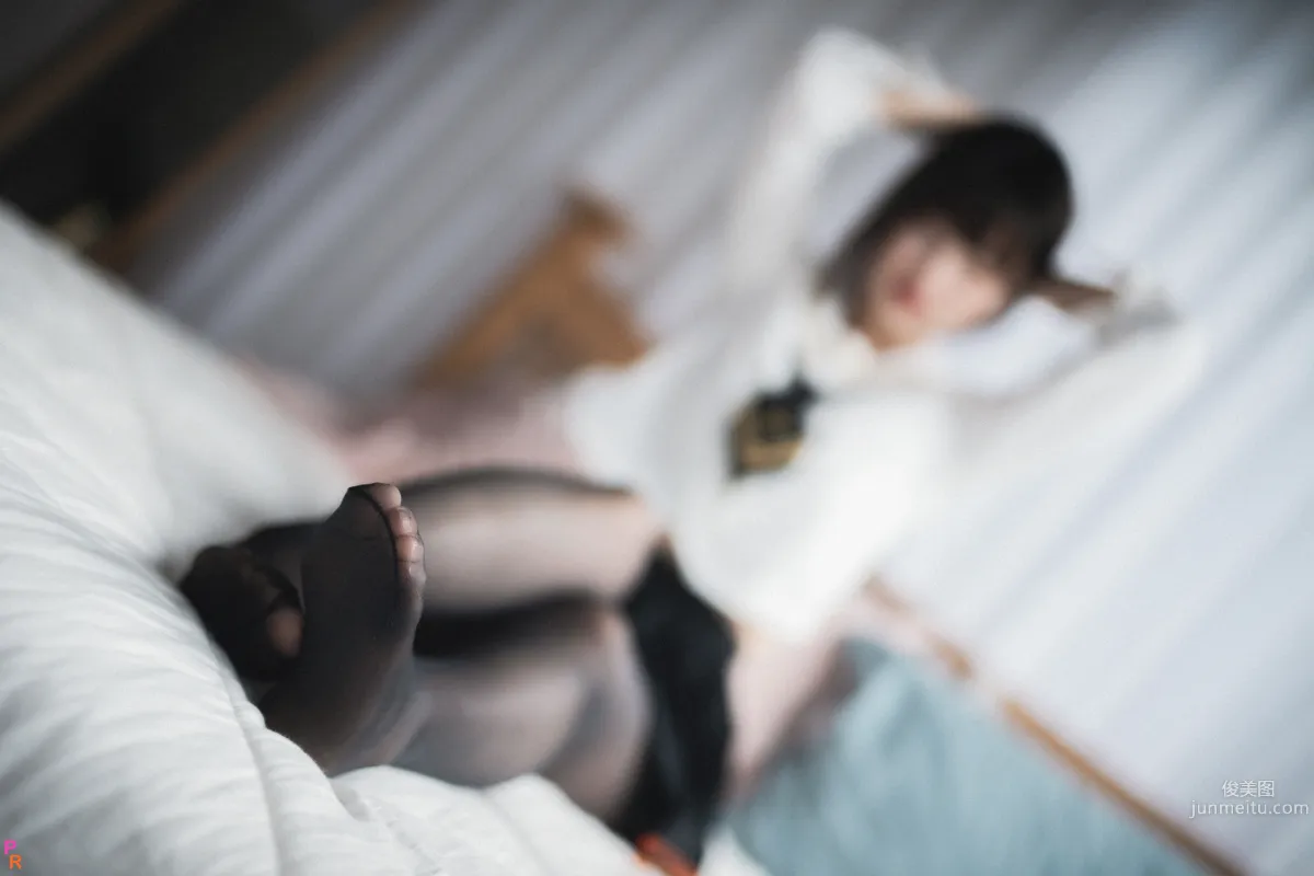 018.PINK – Sin Na Rin - Come Here Slaves[75P] 17