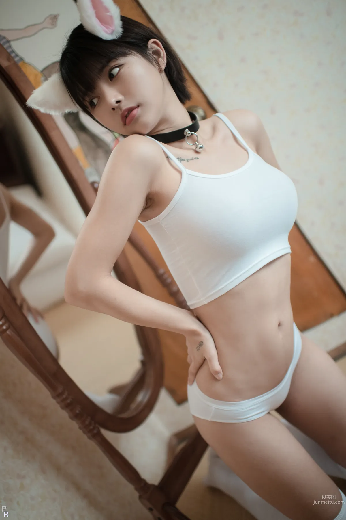 019.PINK – U.Hwa - My Cat[206P] 69