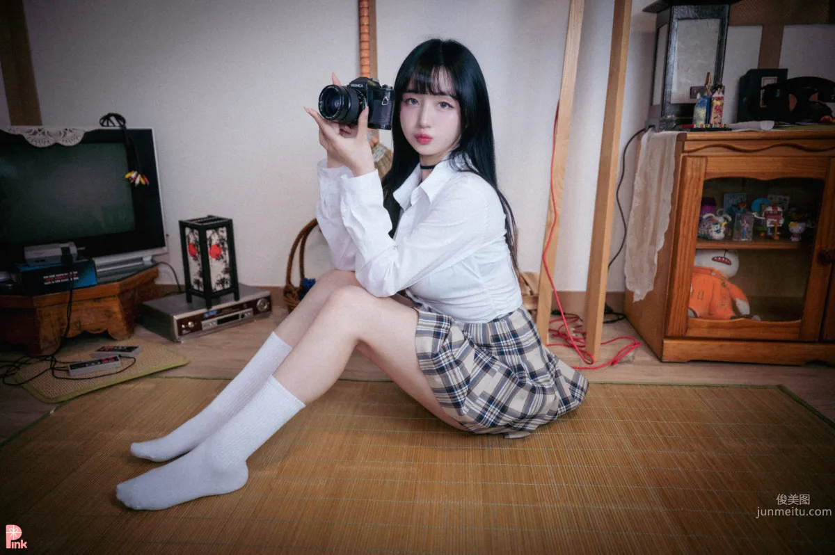 028.PINK- Jina - Jina's school uniform life[111P] 18