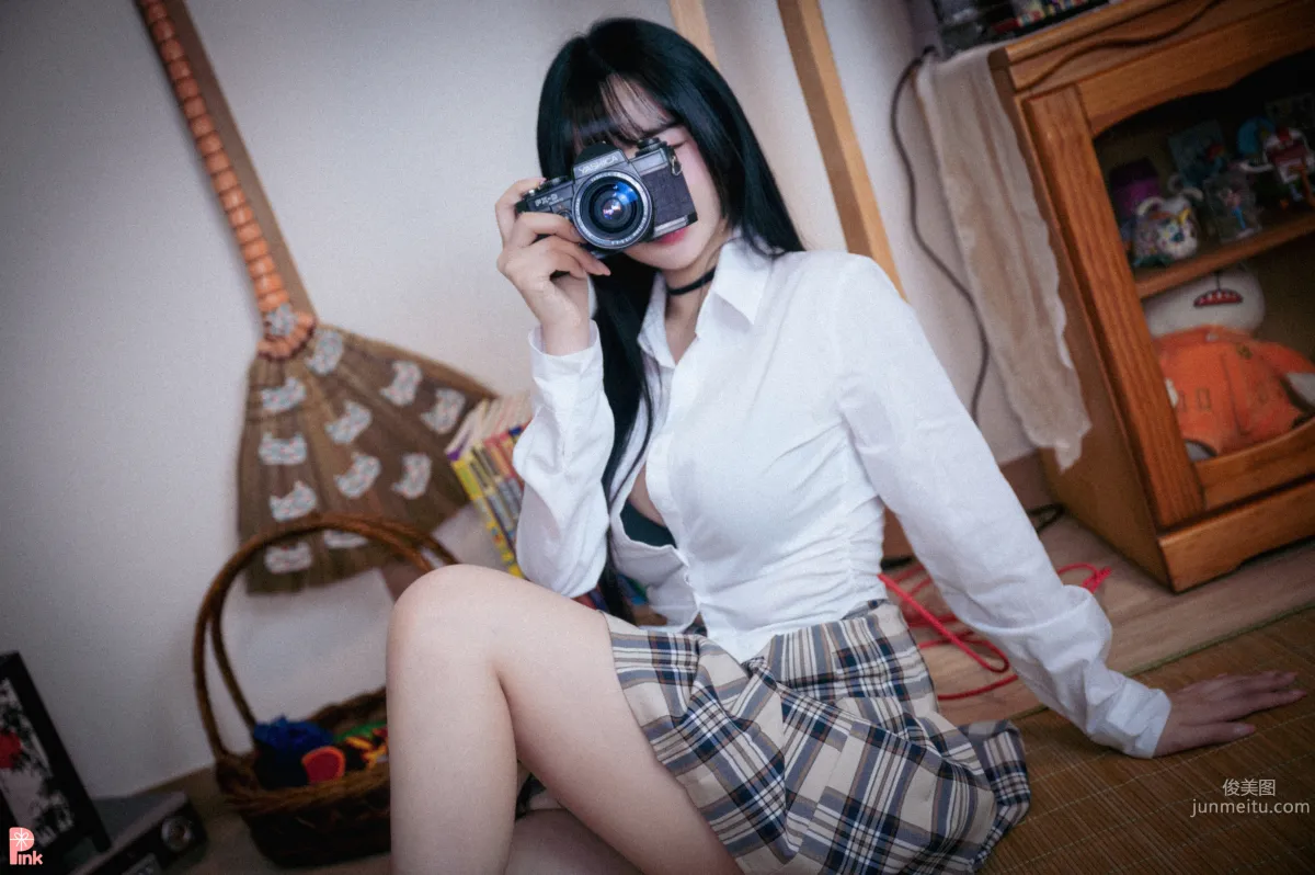 028.PINK- Jina - Jina's school uniform life[111P] 19