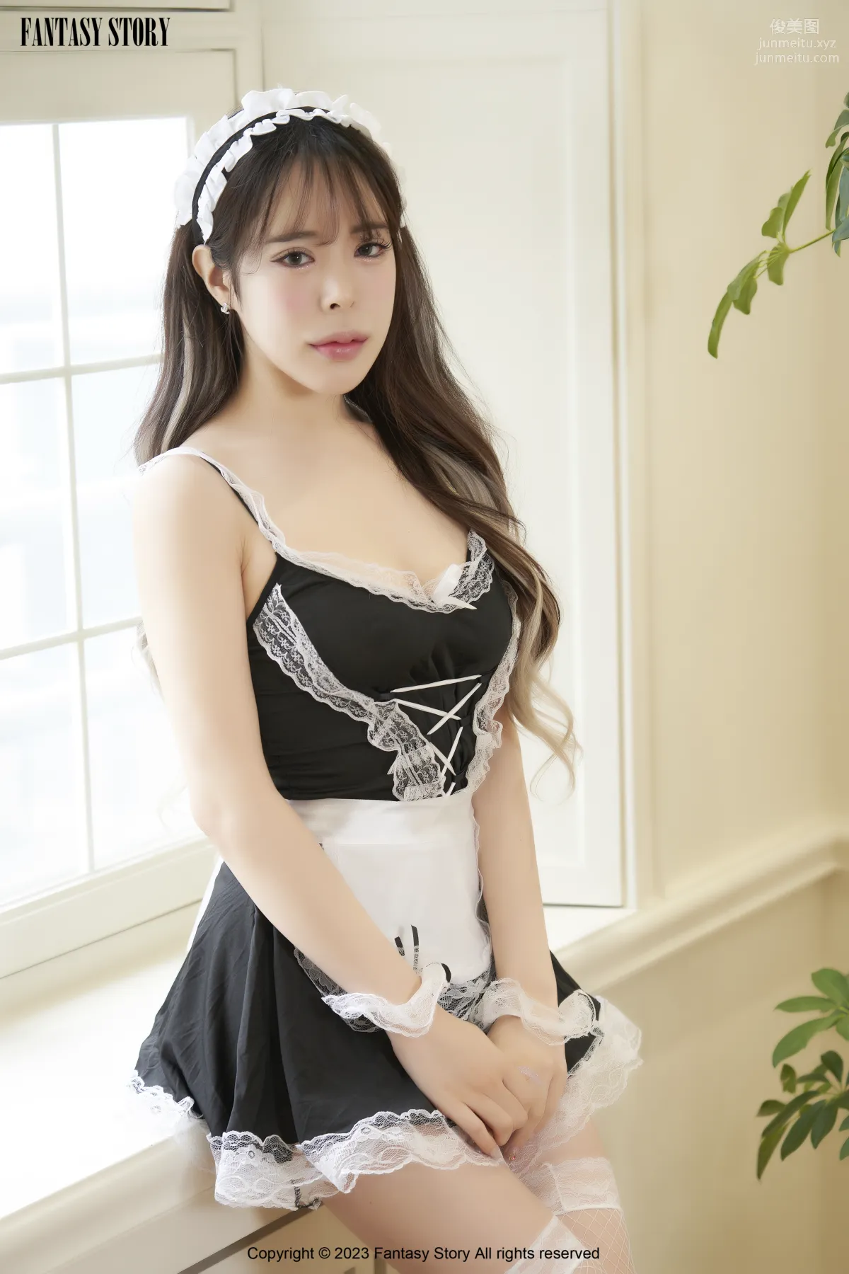 002.[Fantasy Story] Bunny - Relationship With Maid 01[65P] 3