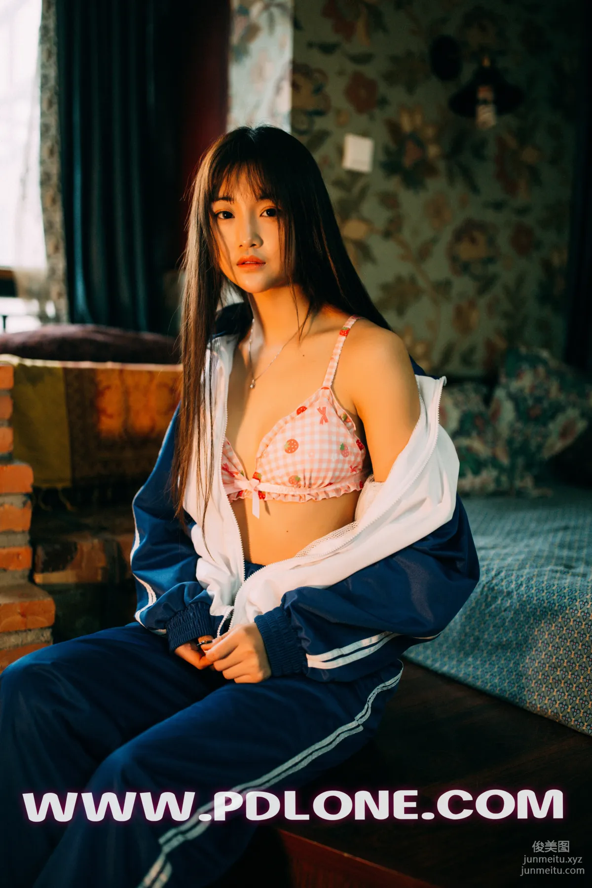 Pandora No. 398 photo 10