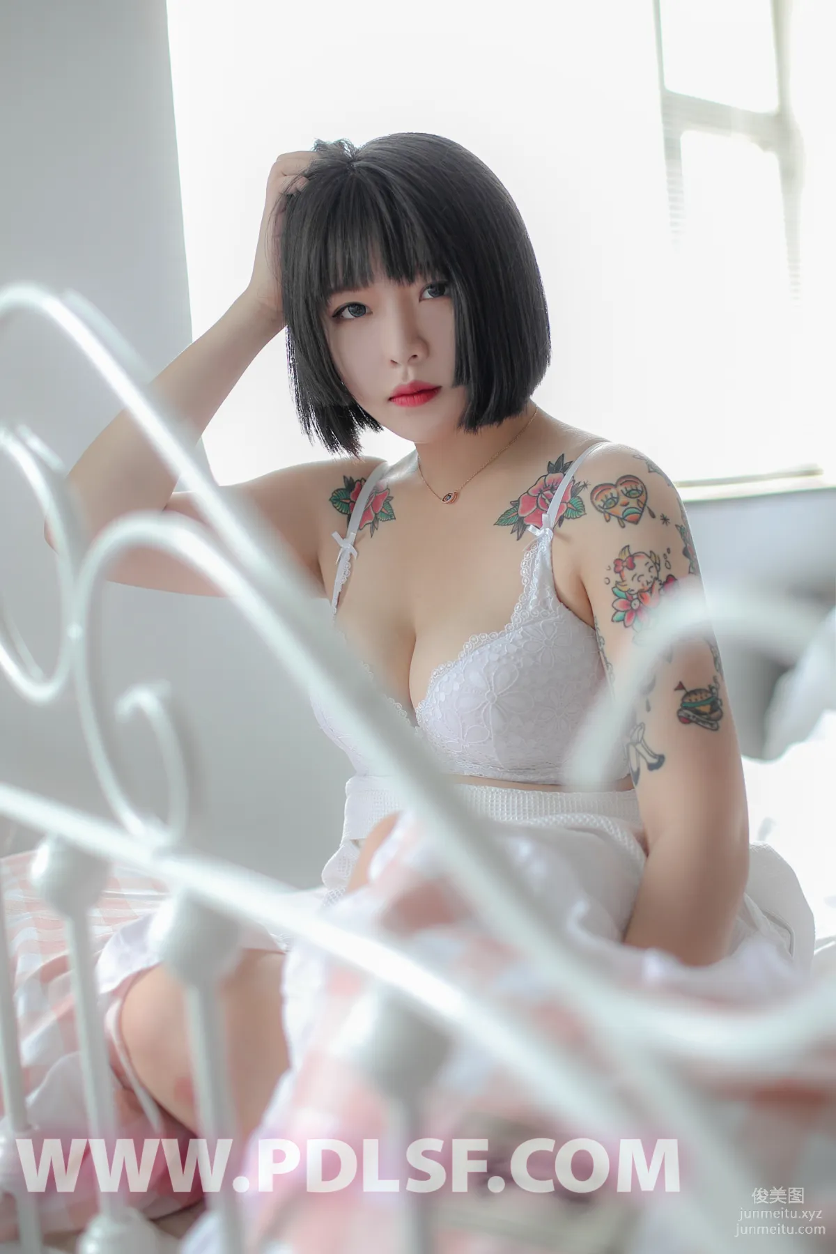 Pandora No. 440 photo 12