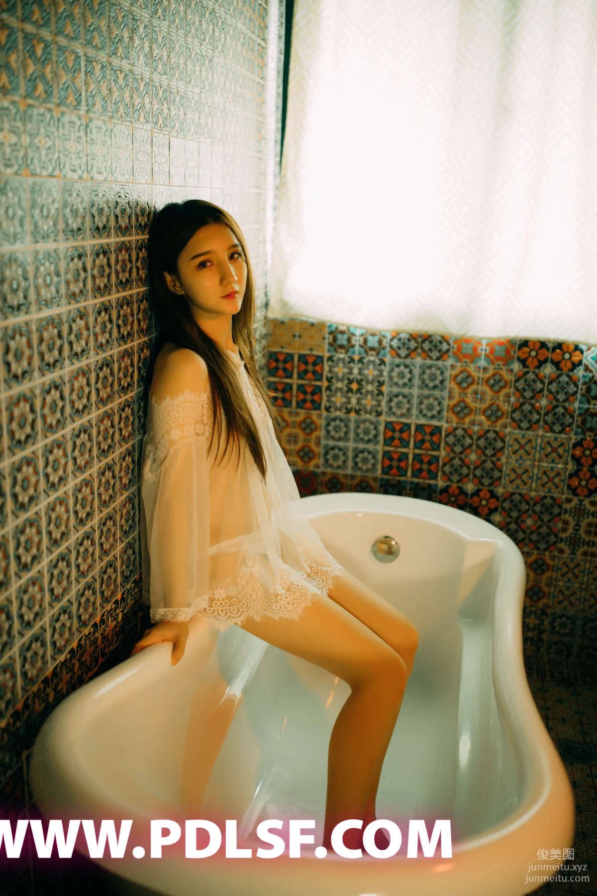Pandora No. 444 photo 36