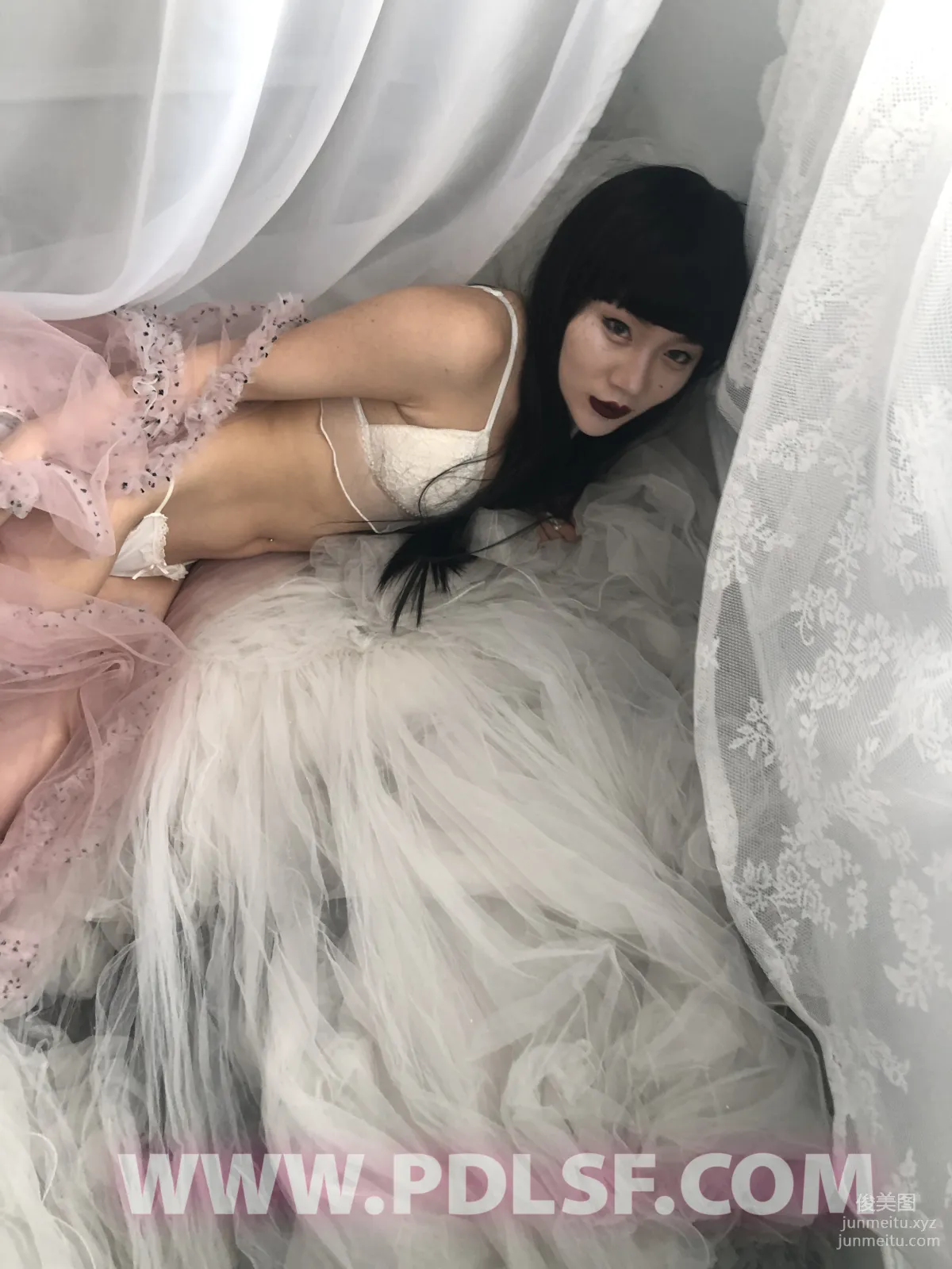 Pandora No. 521 photo 25