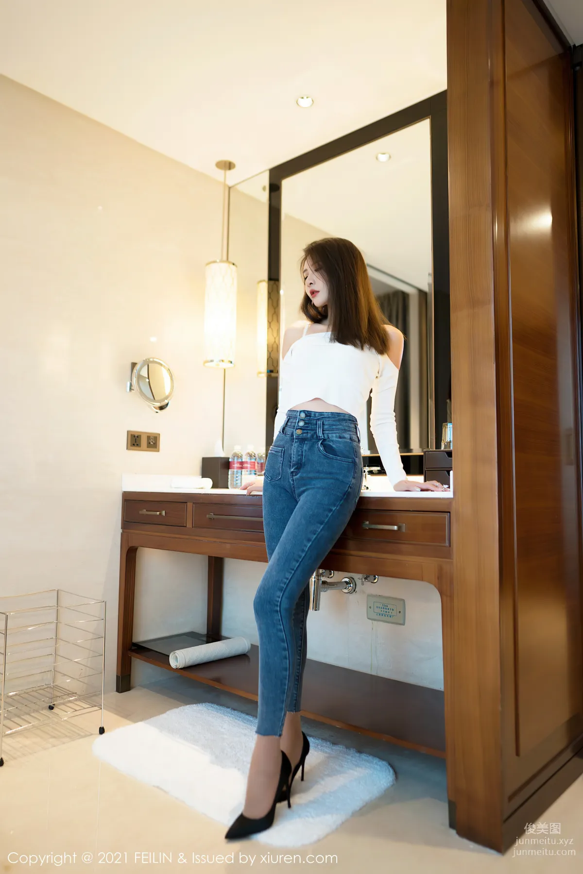 [Feilin嗲囡囡]2021.05.13 VOL.389 Emily顧奈奈 2
