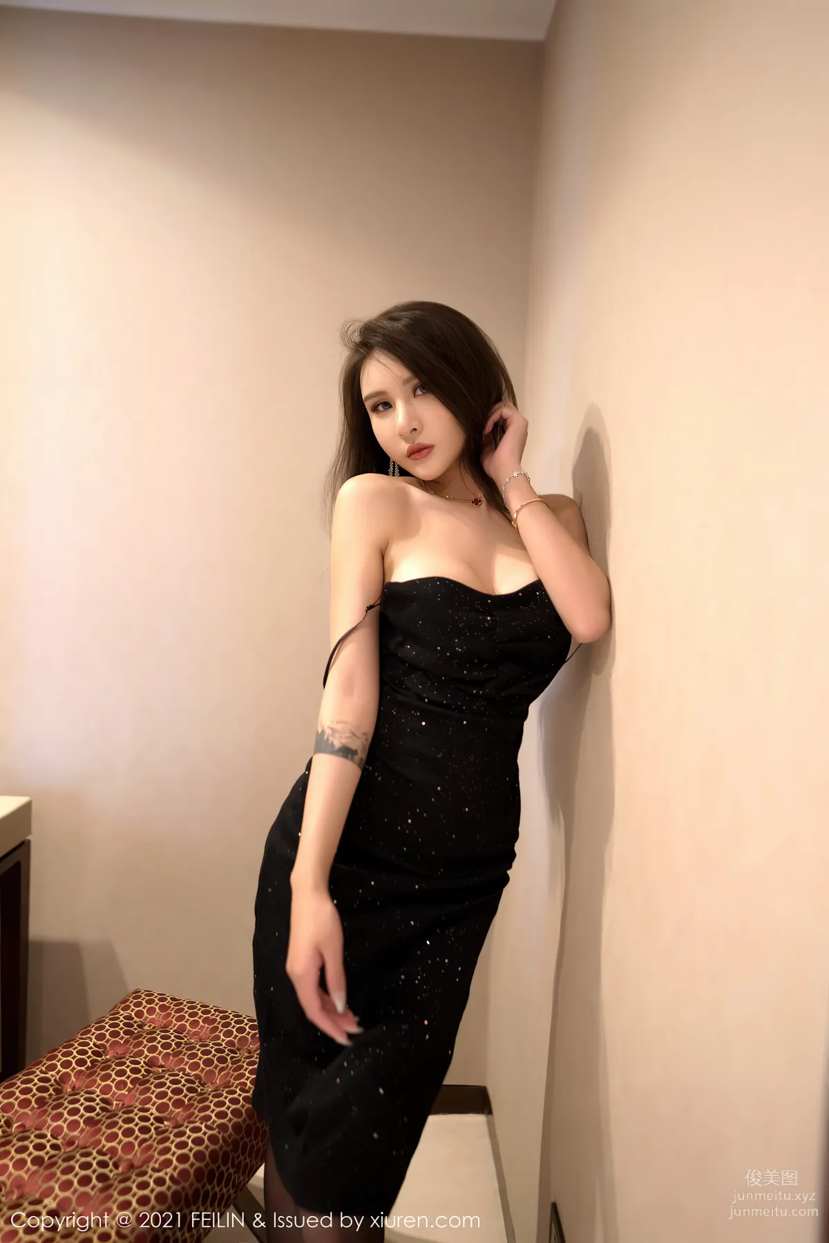 [Feilin嗲囡囡]2021.07.06 VOL.401 Emily尹菲 41