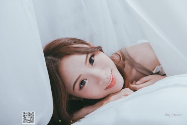 [SSA絲社] NO.003 我的公主床-肉絲裸足特寫