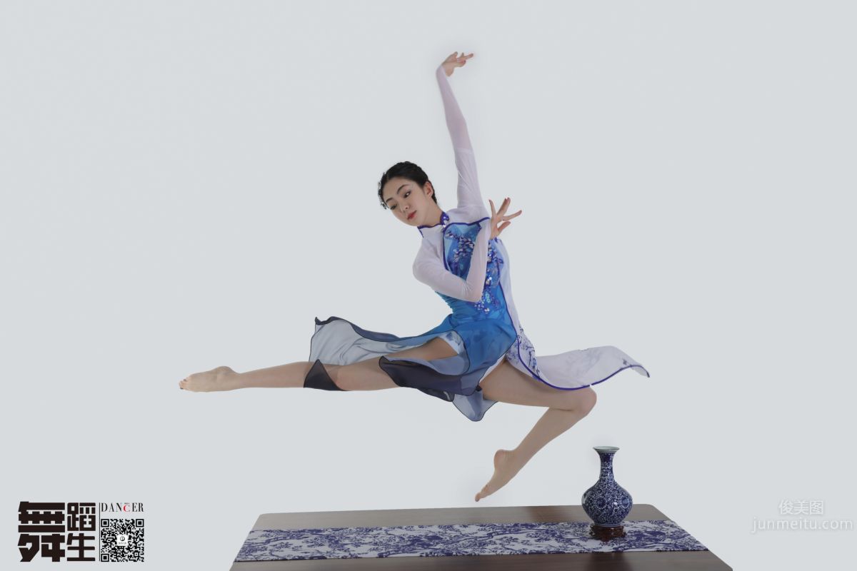 [GALLI] Dancer's Diary 104 - Blue and White Porcelain, Han Yutong photo 5
