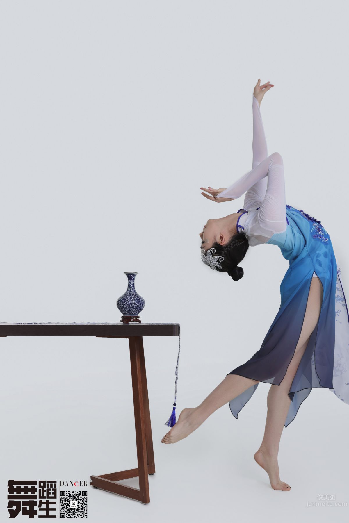 [GALLI] Dancer's Diary 104 - Blue and White Porcelain, Han Yutong photo 26