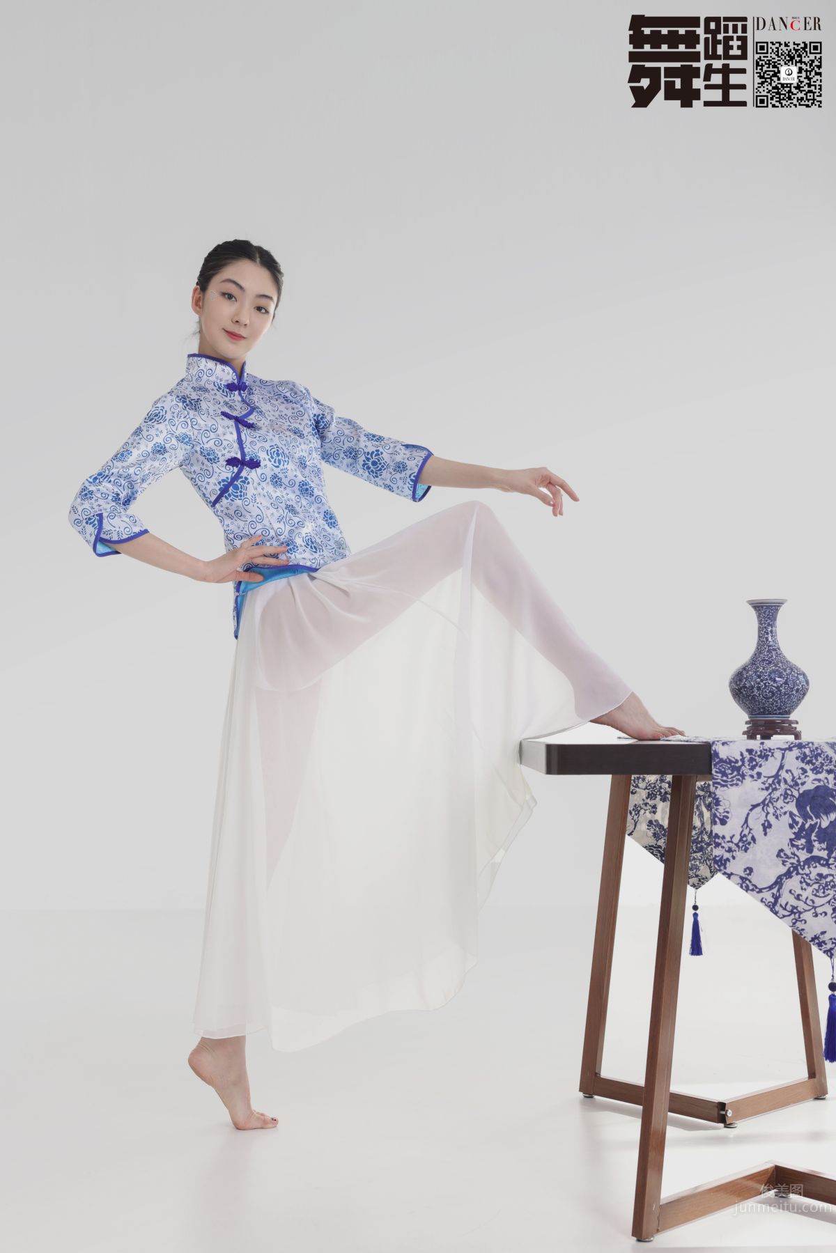 [GALLI] Dancer's Diary 104 - Blue and White Porcelain, Han Yutong photo 36