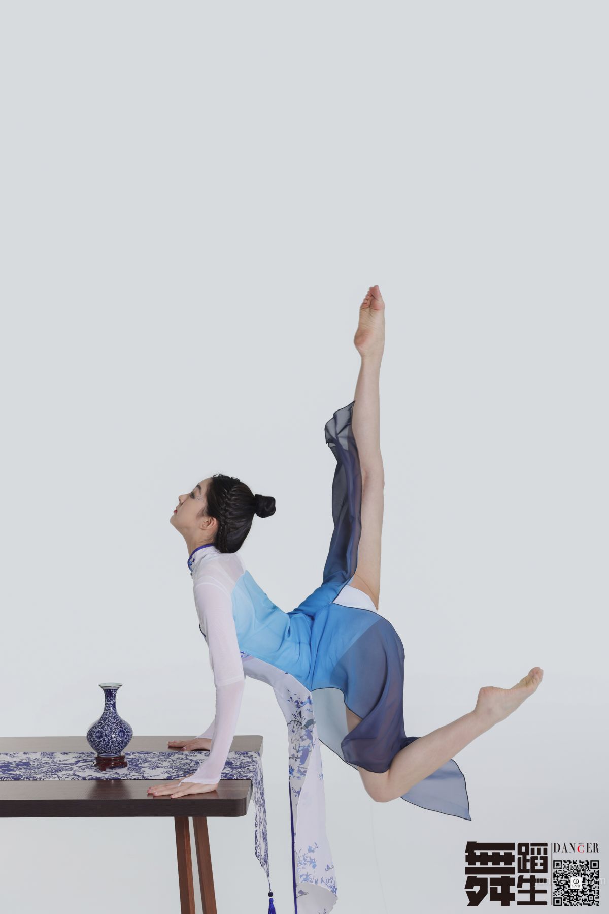 [GALLI] Dancer's Diary 104 - Blue and White Porcelain, Han Yutong photo 39