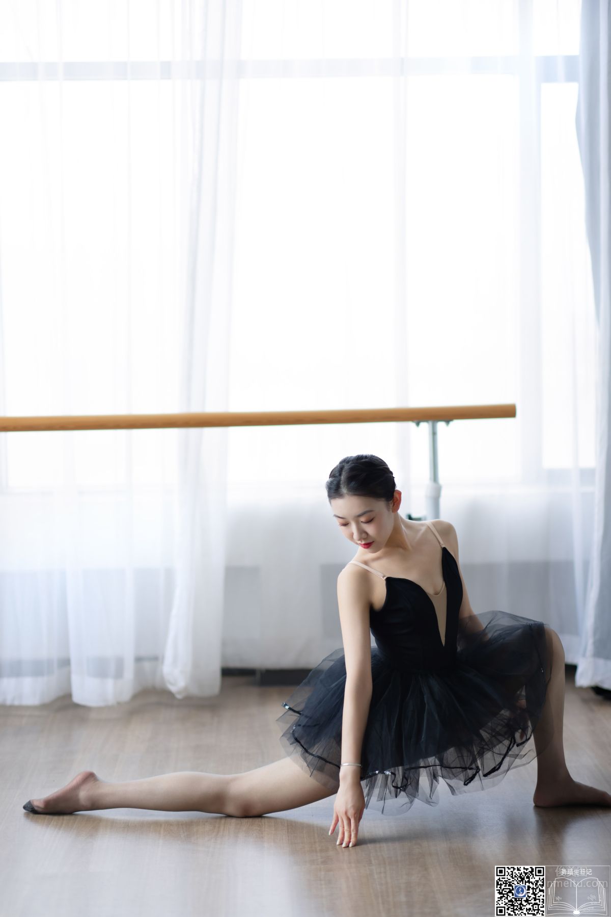 Jin Xing: GALLI No. 052 photo 2