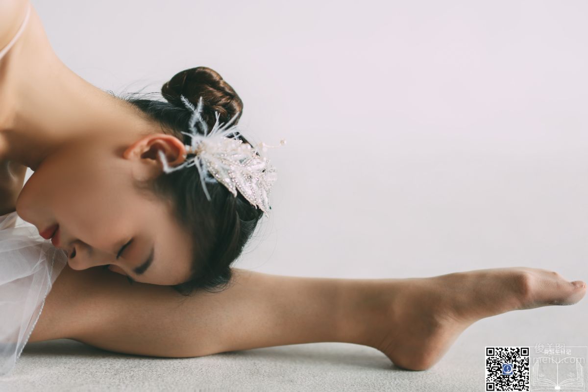 Jin Xing: GALLI No. 047 photo 4