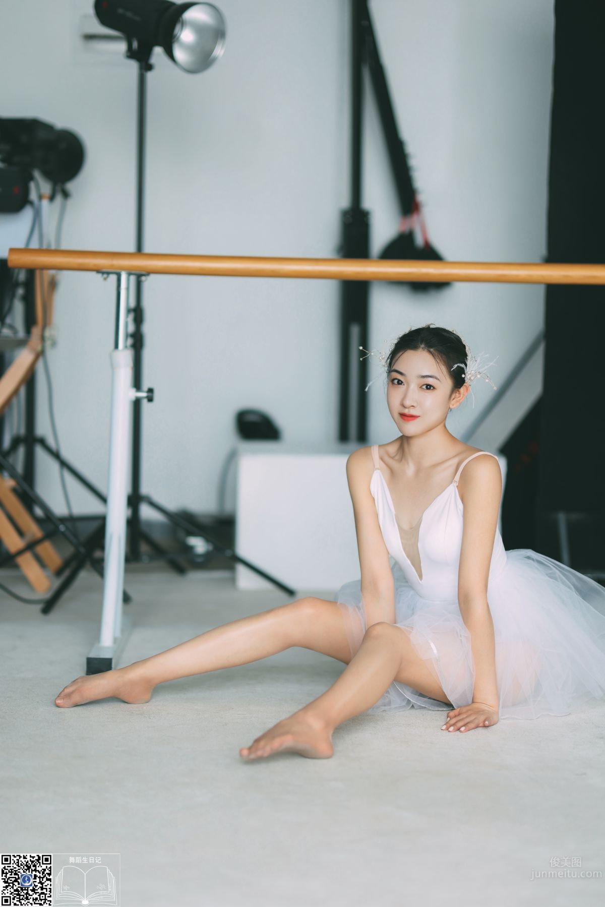 Jin Xing: GALLI No. 047 photo 6