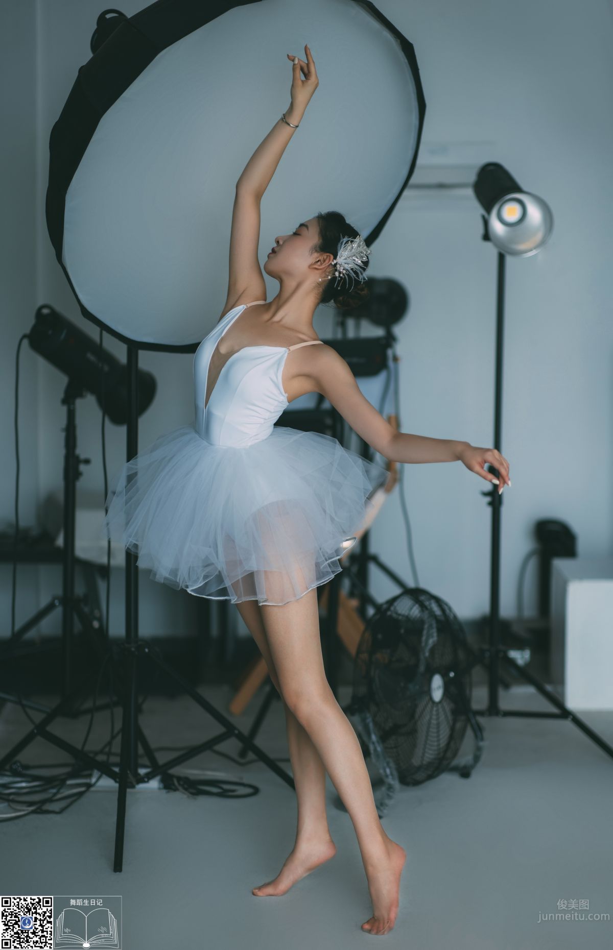 Jin Xing: GALLI No. 047 photo 40