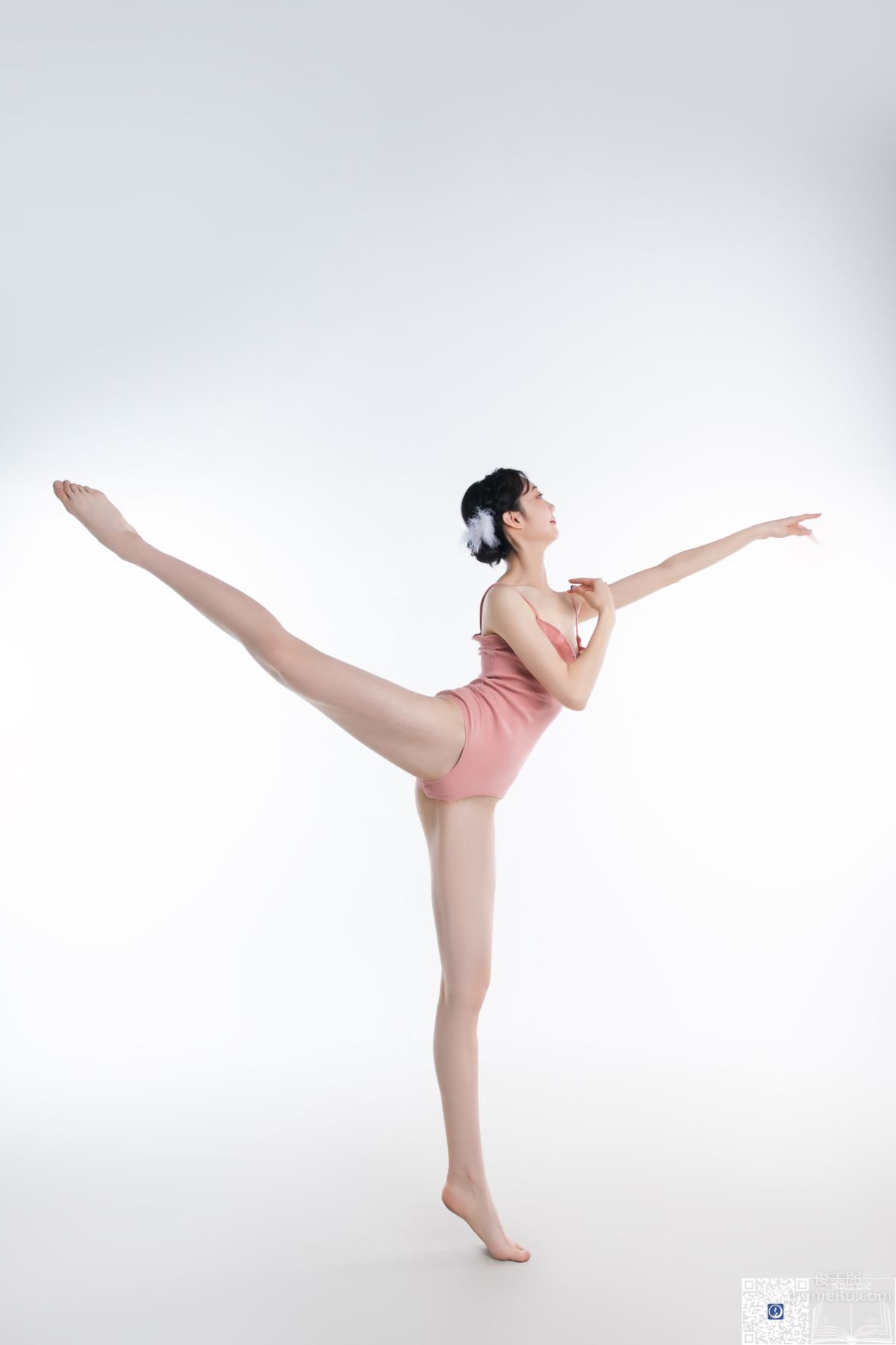 Yu Zi: GALLI No. 034 photo 15