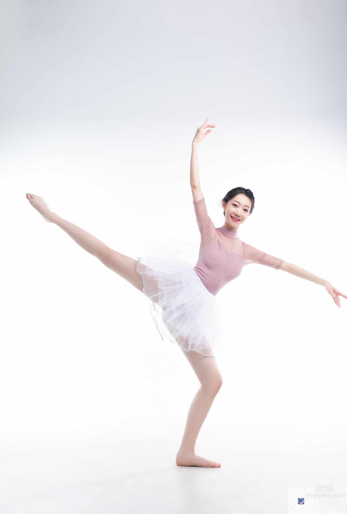Yu Zi: GALLI No. 034 photo 24