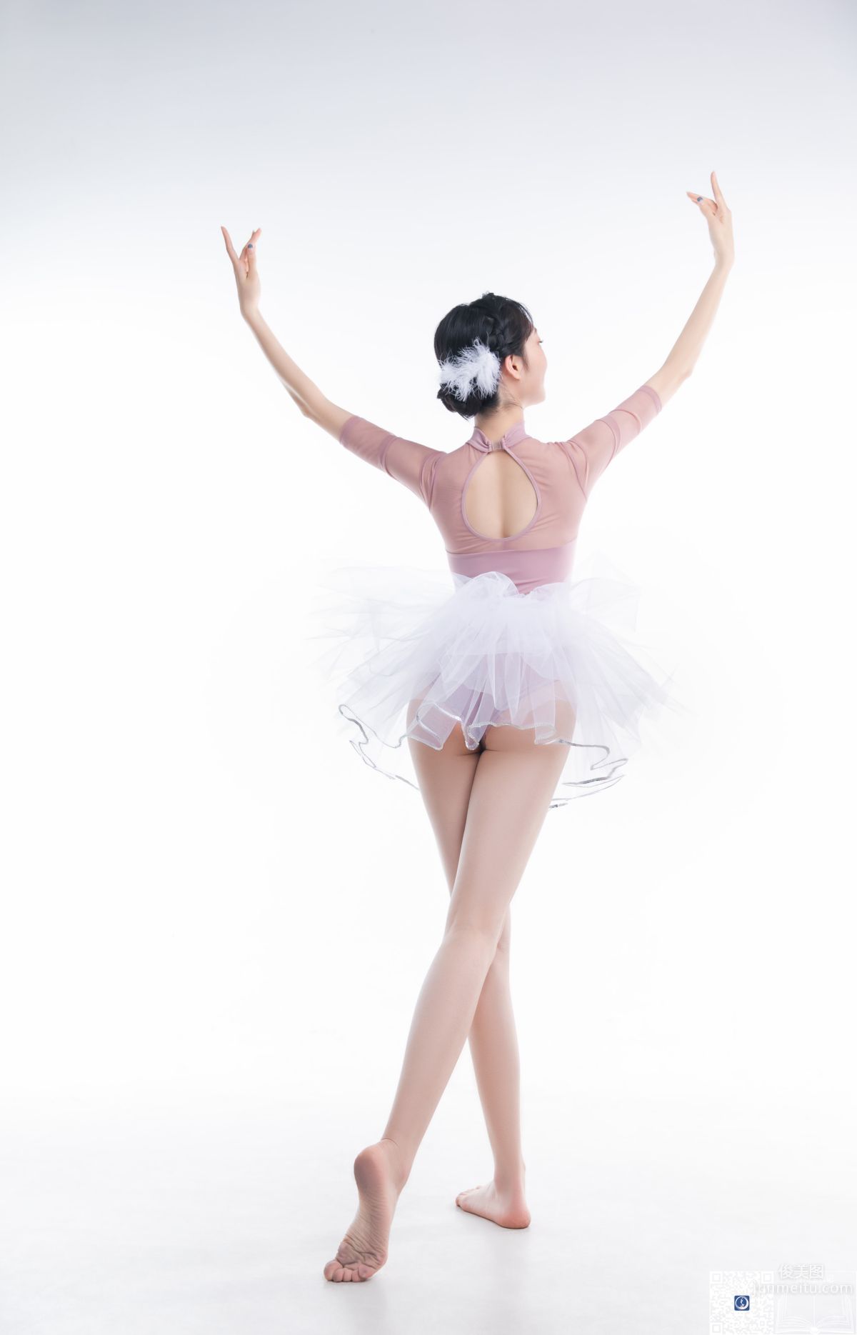 Yu Zi: GALLI No. 034 photo 31