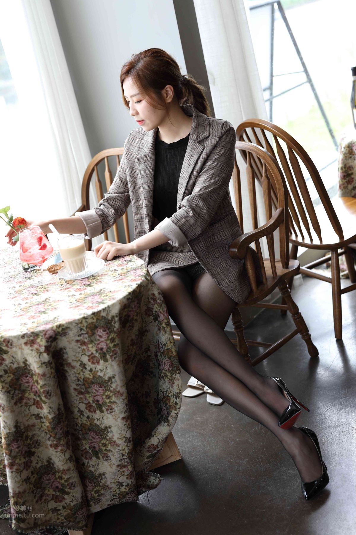 [Mojing Street] 002 Black Stockings Wool Plaid Skirt photo 7
