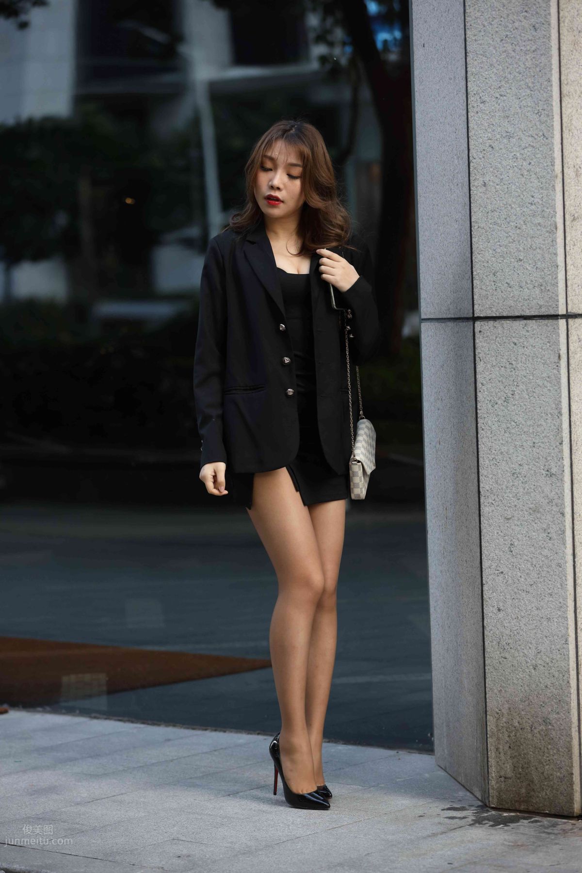[Mojing Street] 008 Short Skirt, Gray Stockings and High Heels Outing photo 69
