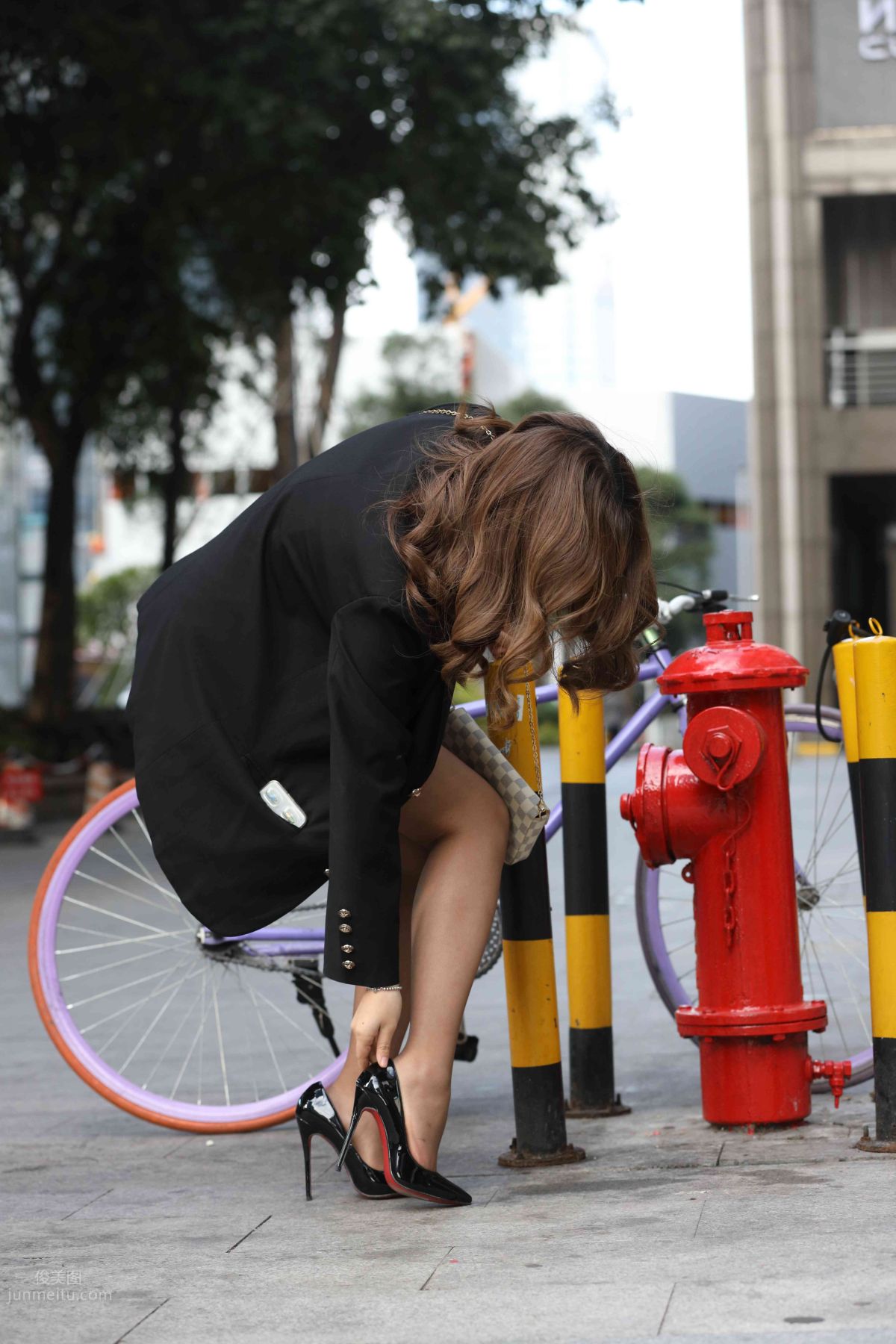 [Mojing Street] 008 Short Skirt, Gray Stockings and High Heels Outing photo 102
