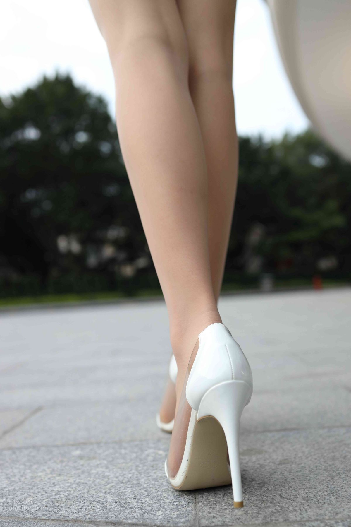 [Mojing Street] 010 Street Girl in Nude Stockings and High Heels photo 289