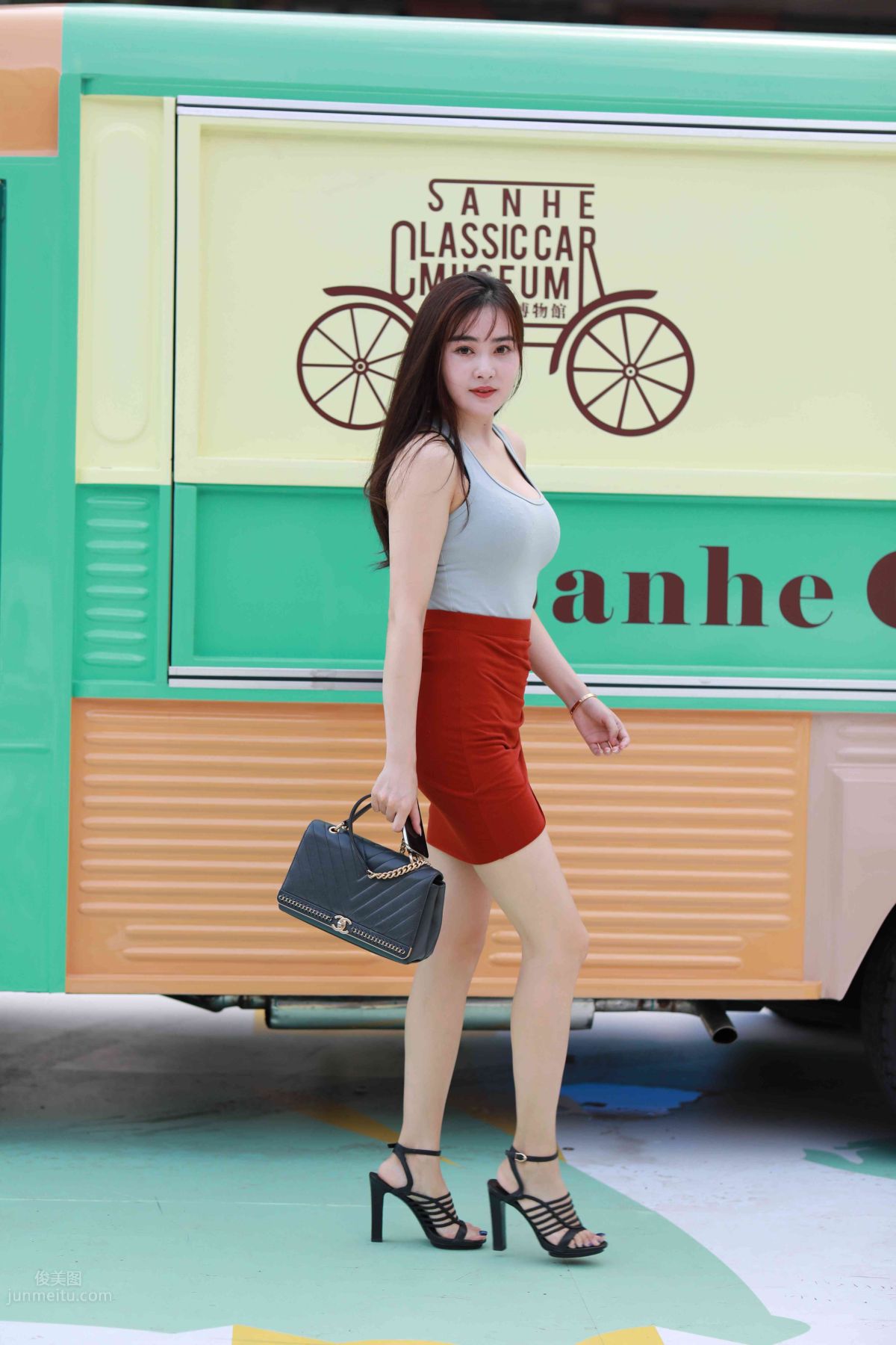 [Mojing Street] 011 Street Snap Girl in Red Skirt photo 66